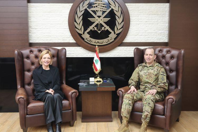 SCL meets LAF commander