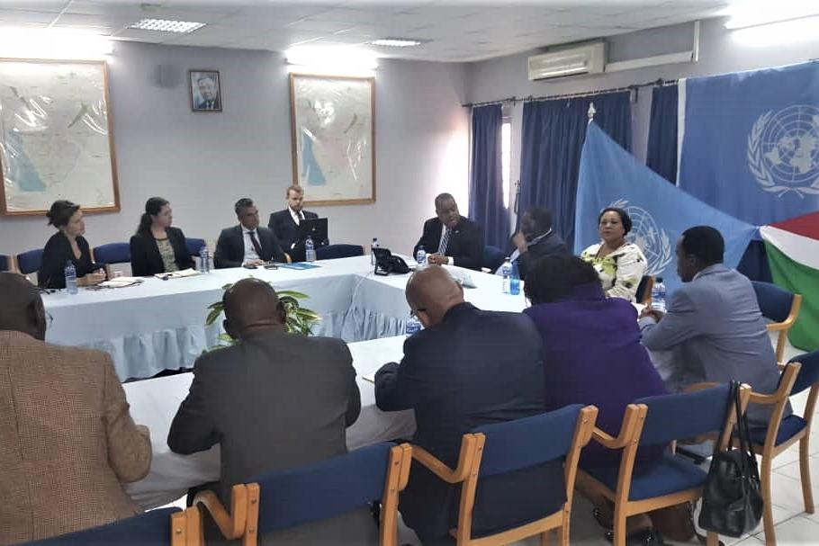 Michel Kafando en conclave avec les responsables d’agences des Nations Unies au Burundi le 23 janvier 2018. UN Photo/Desiré Ndagijimana