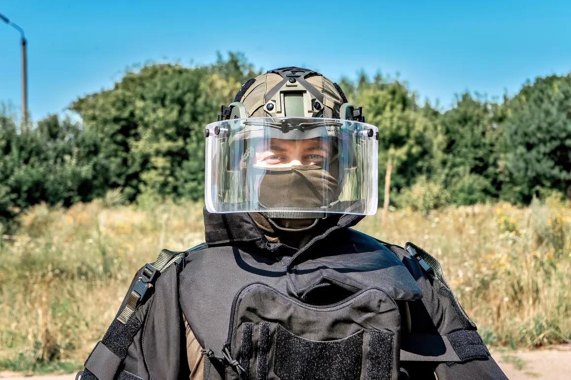 An officer of the National Police of Ukraine wearing a bomb suit.